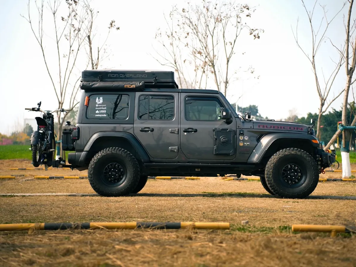 2021 Jeep Wrangler 2.0T 266HP L4 8AT,autocango,china used car exporter,china ev exporter,chinese used car exporter,chinese used ev exporter