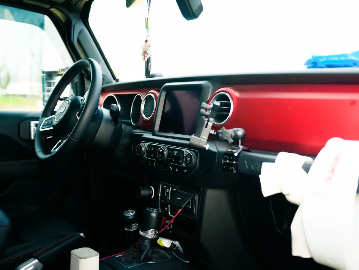 2021 Jeep Wrangler 2.0T 266HP L4 8AT,autocango,china used car exporter,china ev exporter,chinese used car exporter,chinese used ev exporter