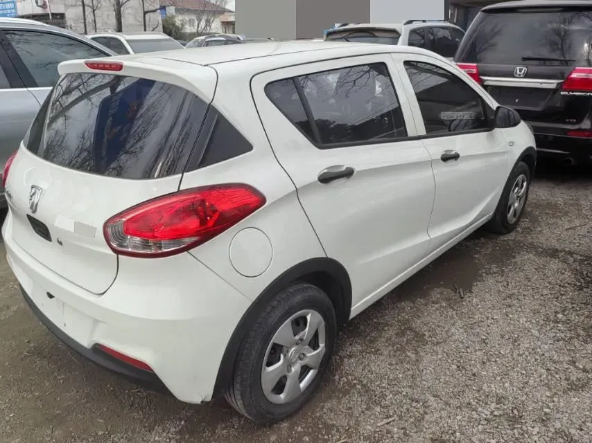 2020 BaoJun 310 1.2L 80HP L4 5MT,autocango,china used car exporter,china ev exporter,chinese used car exporter,chinese used ev exporter