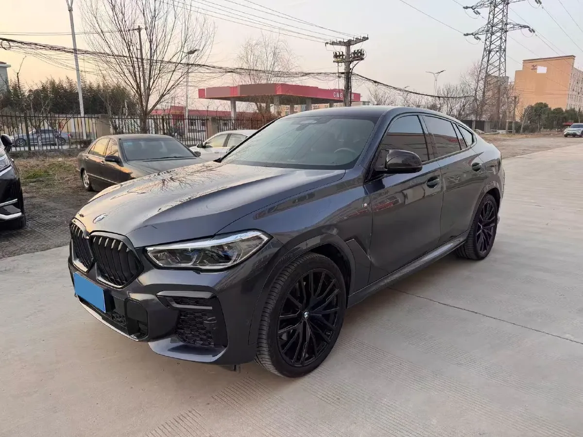 2022 BMW X6 3.0T 333HP L6 8AT,autocango,china used car exporter,china ev exporter,chinese used car exporter,chinese used ev exporter