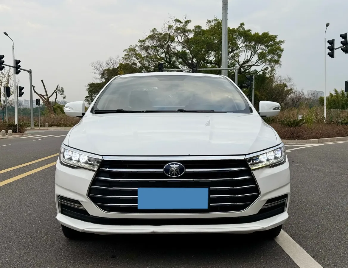 2019 BYD Qin 1.5L 109HP L4 5MT,autocango,china used car exporter,china ev exporter,chinese used car exporter,chinese used ev exporter