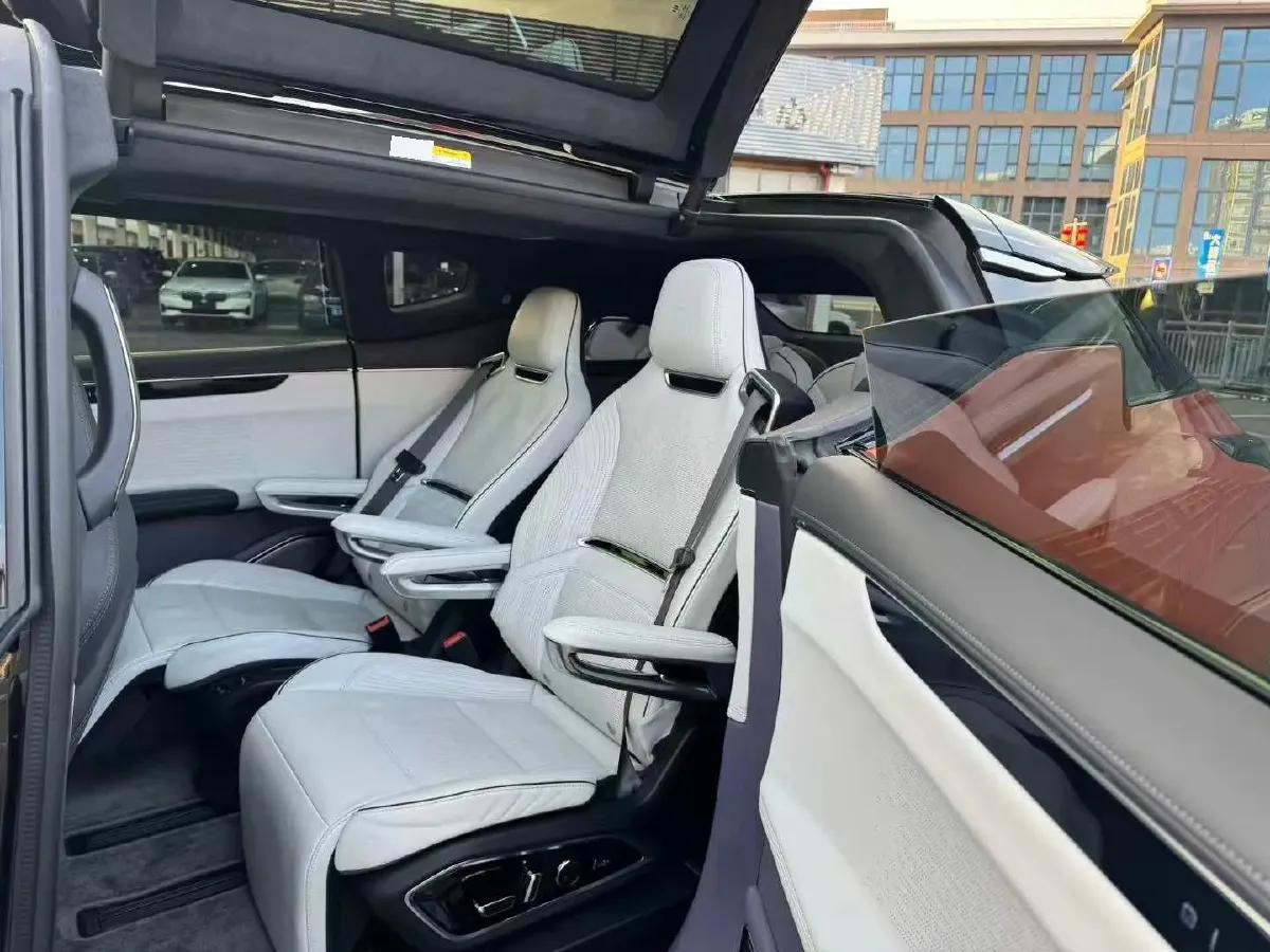 2021 HiPhi X BEV 97KWH,autocango,china used car exporter,china ev exporter,chinese used car exporter,chinese used ev exporter