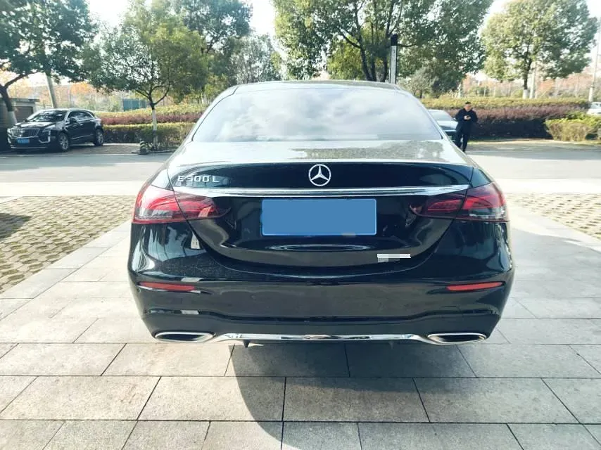 2023 Mercedes-Benz E Class 2.0T 258HP L4 9AT,autocango,china used car exporter,china ev exporter,chinese used car exporter,chinese used ev exporter