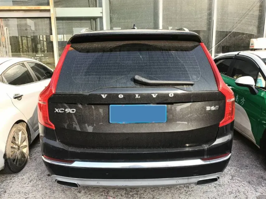 2021 Volvo XC90 2.0T 250HP L4 8AT,autocango,china used car exporter,china ev exporter,chinese used car exporter,chinese used ev exporter