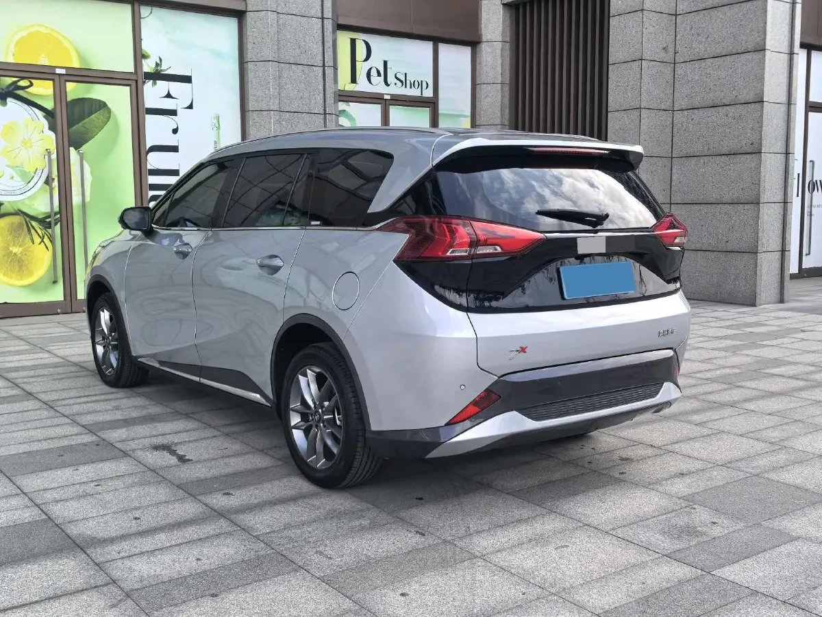 2020 HaiMa 7X 1.6T 195HP L4 6AT,autocango,china used car exporter,china ev exporter,chinese used car exporter,chinese used ev exporter