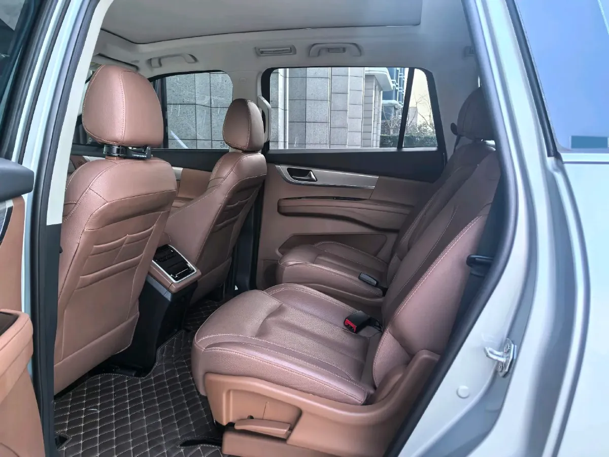 2020 HaiMa 7X 1.6T 195HP L4 6AT,autocango,china used car exporter,china ev exporter,chinese used car exporter,chinese used ev exporter