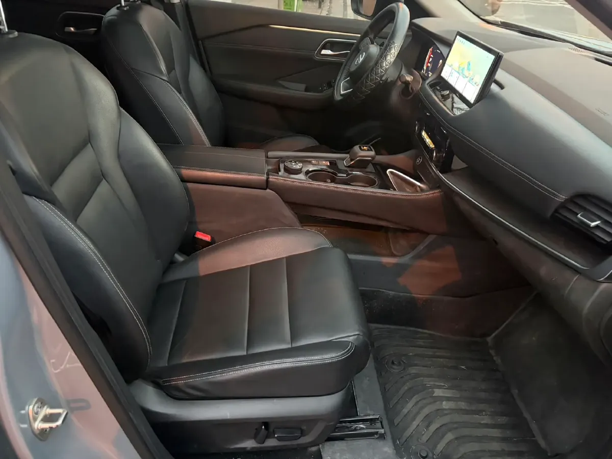 2021 Nissan X-Trail 1.5T 204HP L3 CVT,autocango,china used car exporter,china ev exporter,chinese used car exporter,chinese used ev exporter