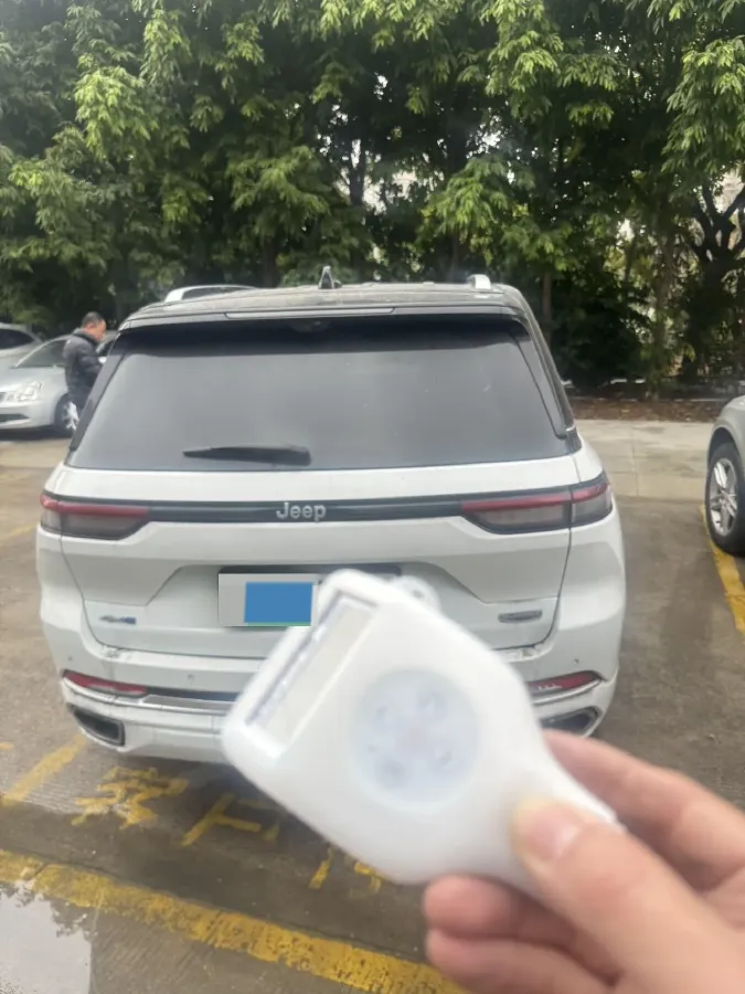 2023 Jeep Grand Cherokee 4XE 2.0T 272HP L4 8AT PHEV 17.107KWH,autocango,china used car exporter,china ev exporter,chinese used car exporter,chinese used ev exporter