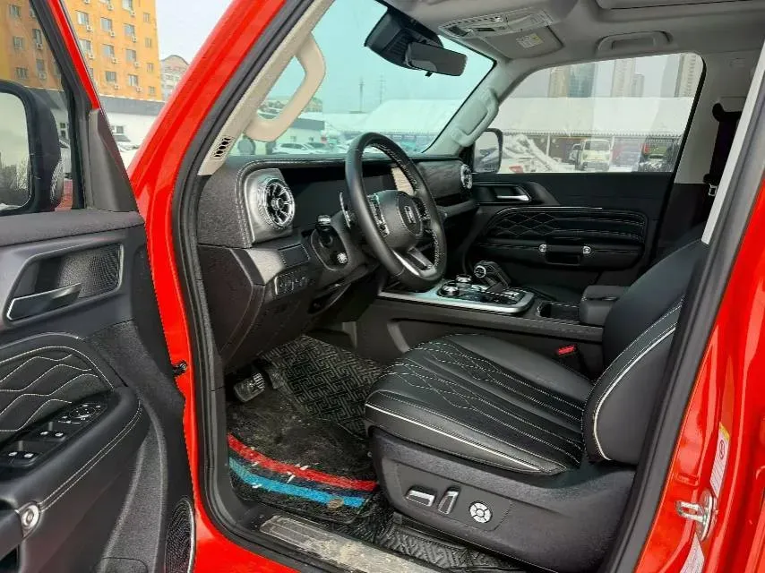 2024 Tank 300 2.0T 227HP L4 8AT,autocango,china used car exporter,china ev exporter,chinese used car exporter,chinese used ev exporter