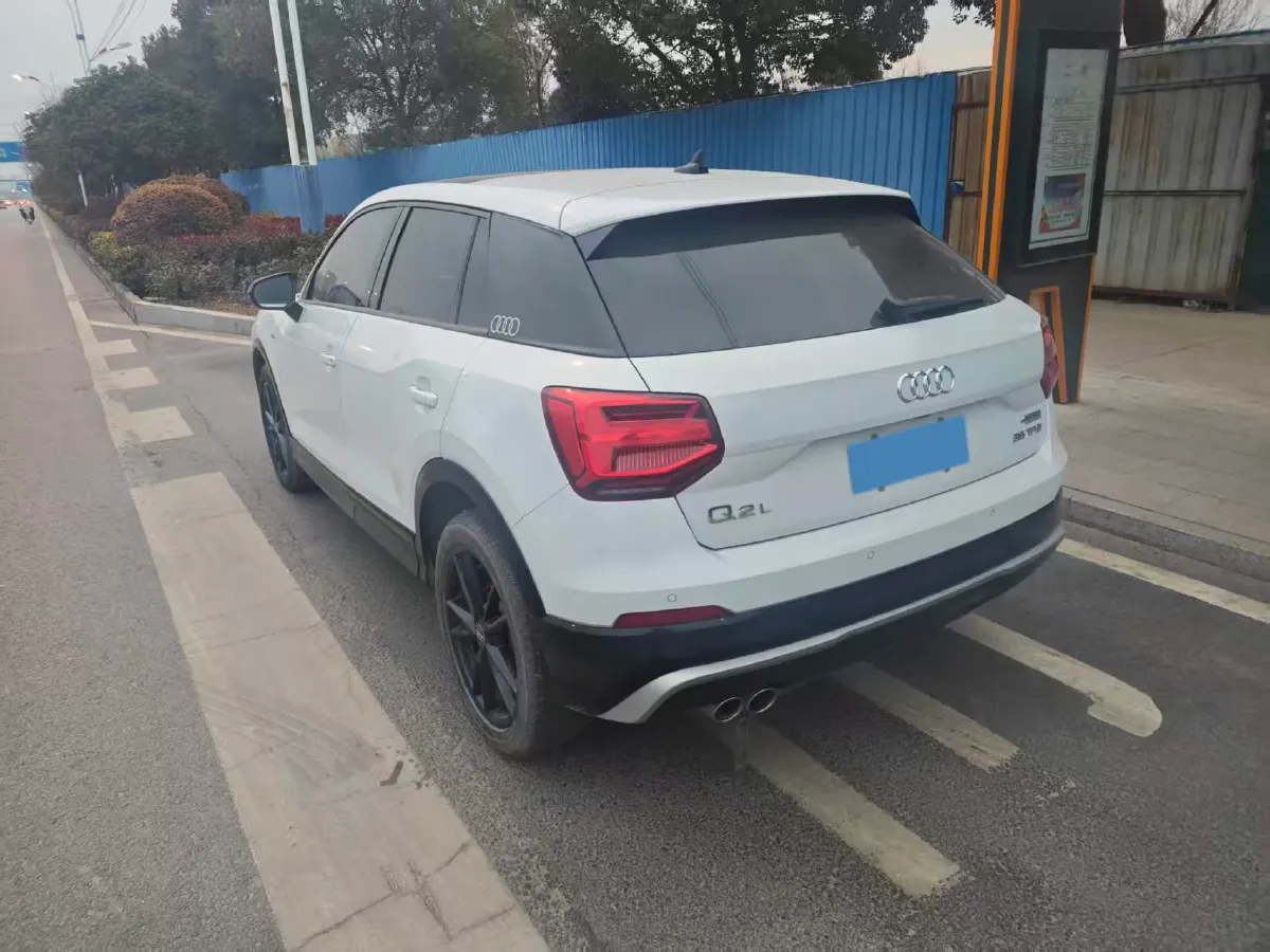 2021 Audi Q2L 1.4T 150HP L4 7DCT,autocango,china used car exporter,china ev exporter,chinese used car exporter,chinese used ev exporter