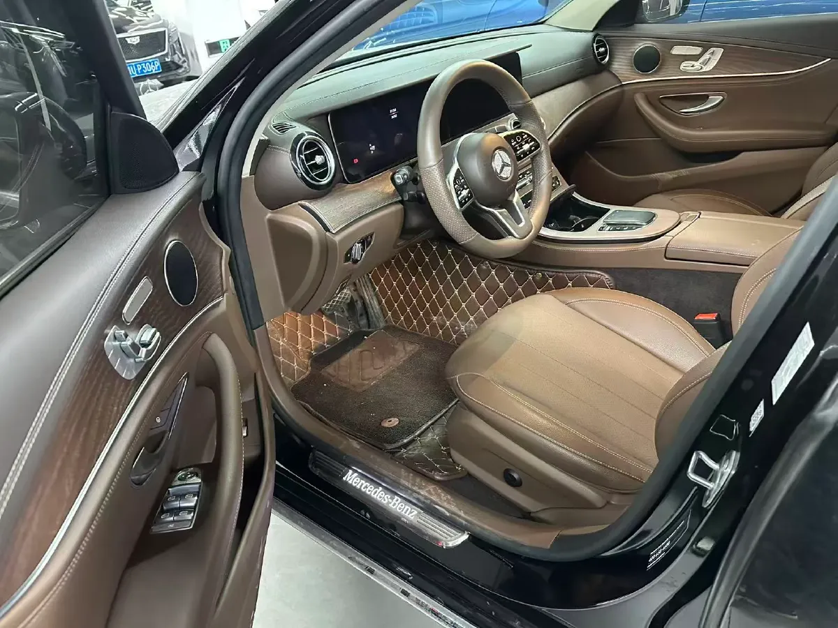 2020 Mercedes-Benz E Class 2.0T 258HP L4 9AT,autocango,china used car exporter,china ev exporter,chinese used car exporter,chinese used ev exporter