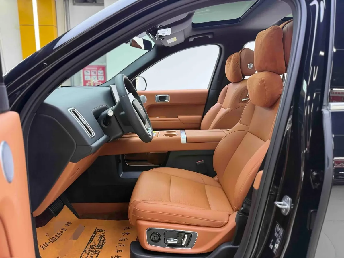 2024 Toyota Granvia 2.5L 189HP L4 E-CVT Hybrid,autocango,china used car exporter,china ev exporter,chinese used car exporter,chinese used ev exporter