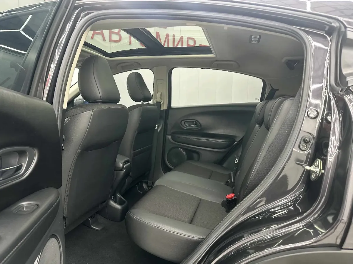 2022 Honda Vezel 1.5L 131HP L4 CVT,autocango,china used car exporter,china ev exporter,chinese used car exporter,chinese used ev exporter