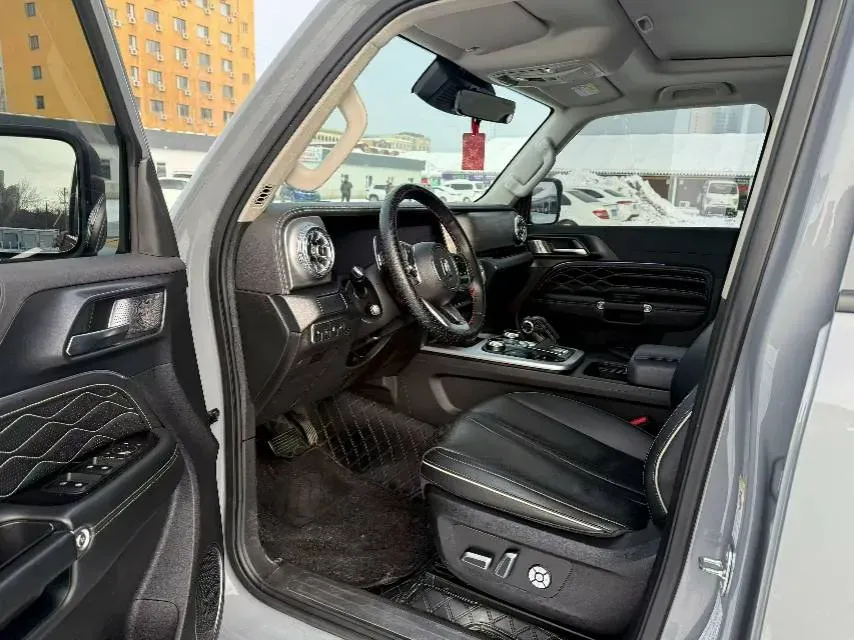 2024 Tank 300 2.0T 227HP L4 8AT,autocango,china used car exporter,china ev exporter,chinese used car exporter,chinese used ev exporter