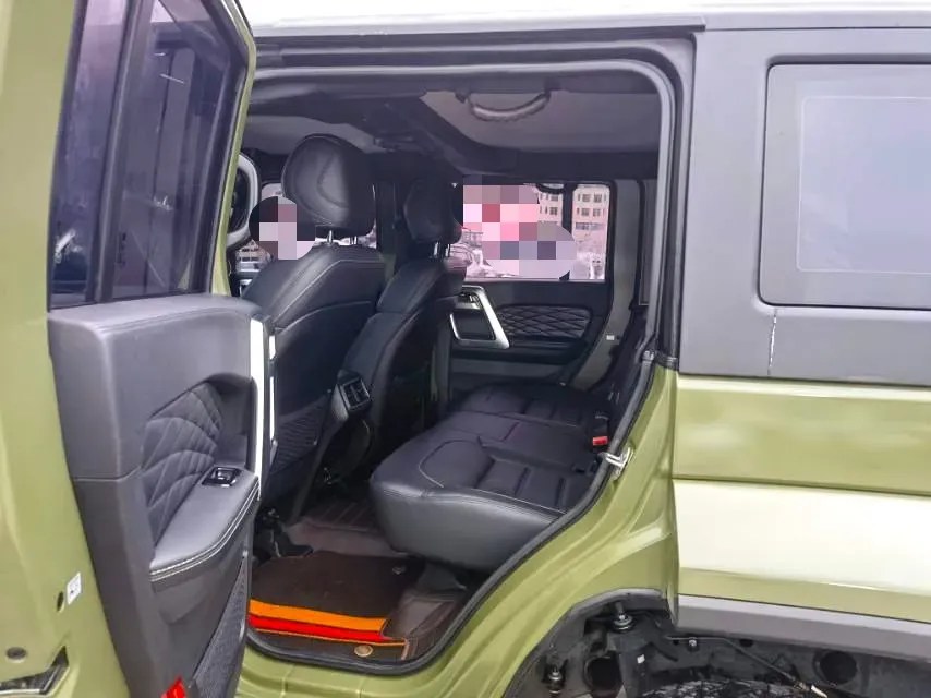 2021 Beijing BJ40 2.0T 163HP L4 8AT,autocango,china used car exporter,china ev exporter,chinese used car exporter,chinese used ev exporter