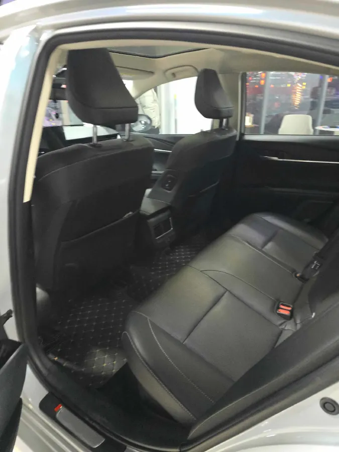 2024 Toyota Camry 2.0L 152HP L4 E-CVT Hybrid,autocango,china used car exporter,china ev exporter,chinese used car exporter,chinese used ev exporter