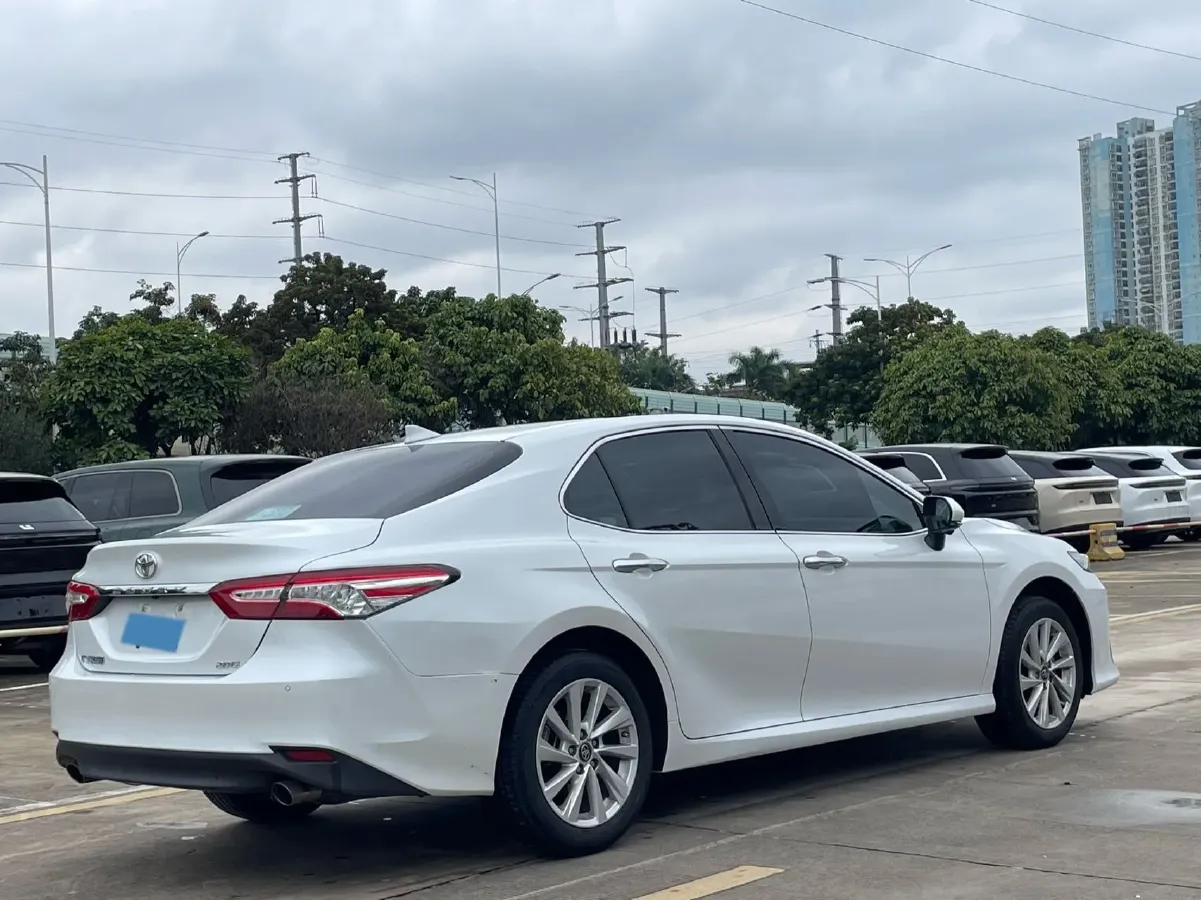 2021 Toyota Camry 2.0L 178HP L4 CVT,autocango,china used car exporter,china ev exporter,chinese used car exporter,chinese used ev exporter