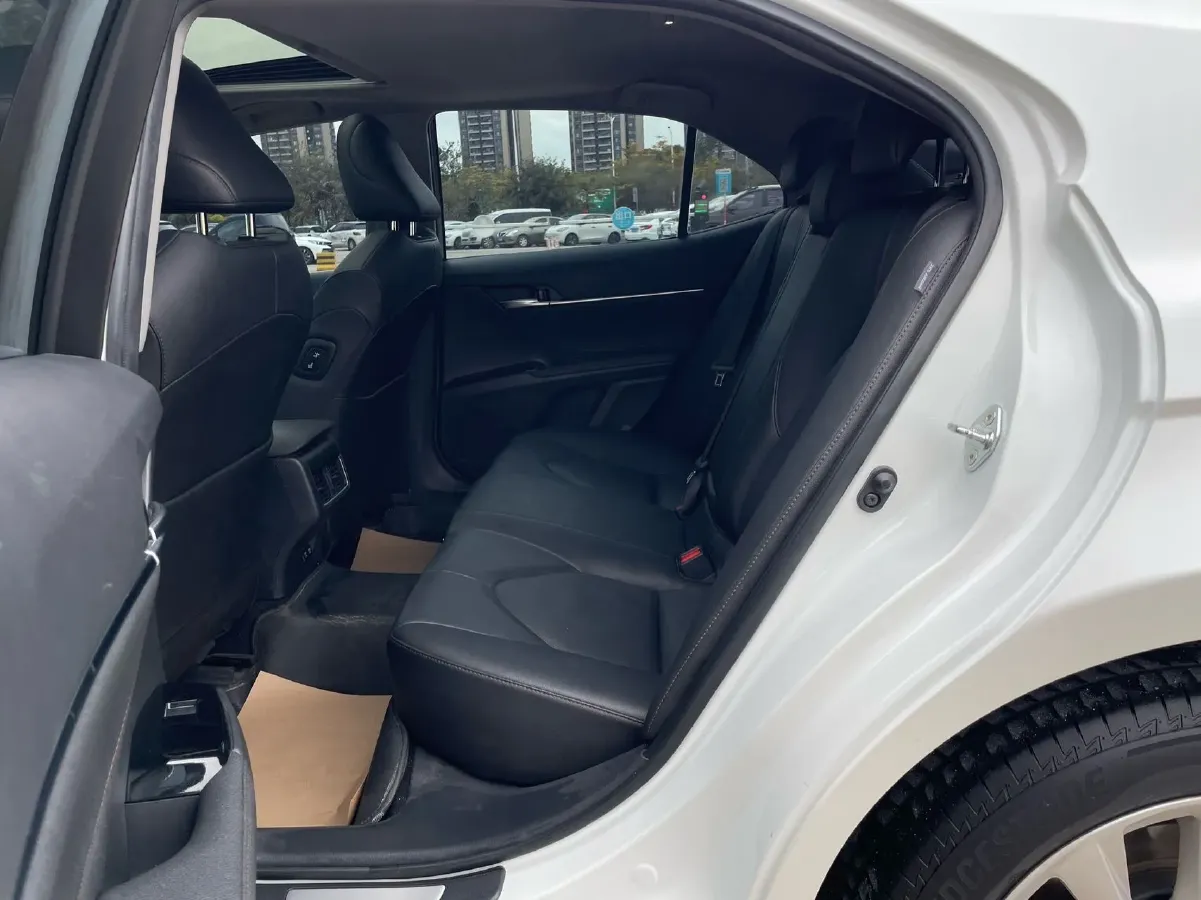 2021 Toyota Camry 2.0L 178HP L4 CVT,autocango,china used car exporter,china ev exporter,chinese used car exporter,chinese used ev exporter