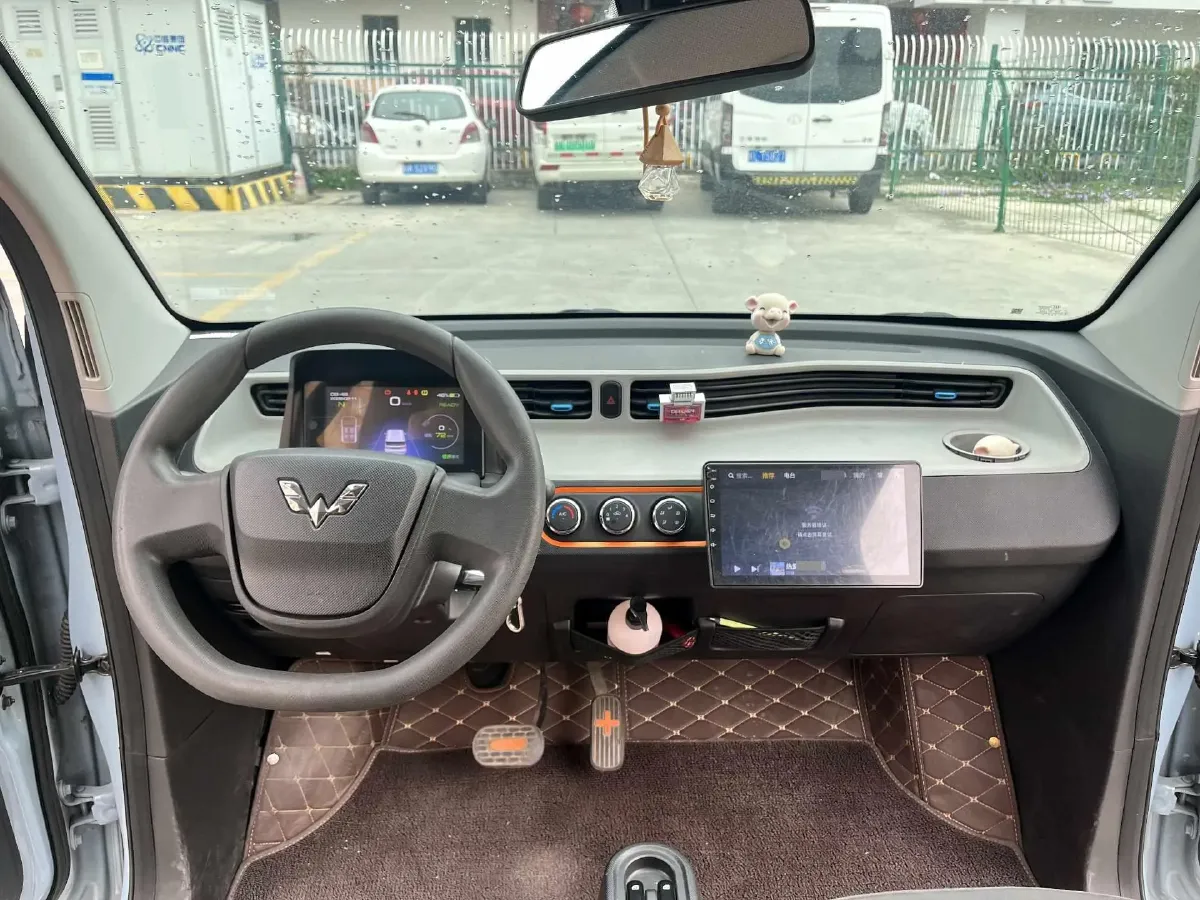 2020 WuLing HongGuang MINI EV BEV 13.8KWH,autocango,china used car exporter,china ev exporter,chinese used car exporter,chinese used ev exporter