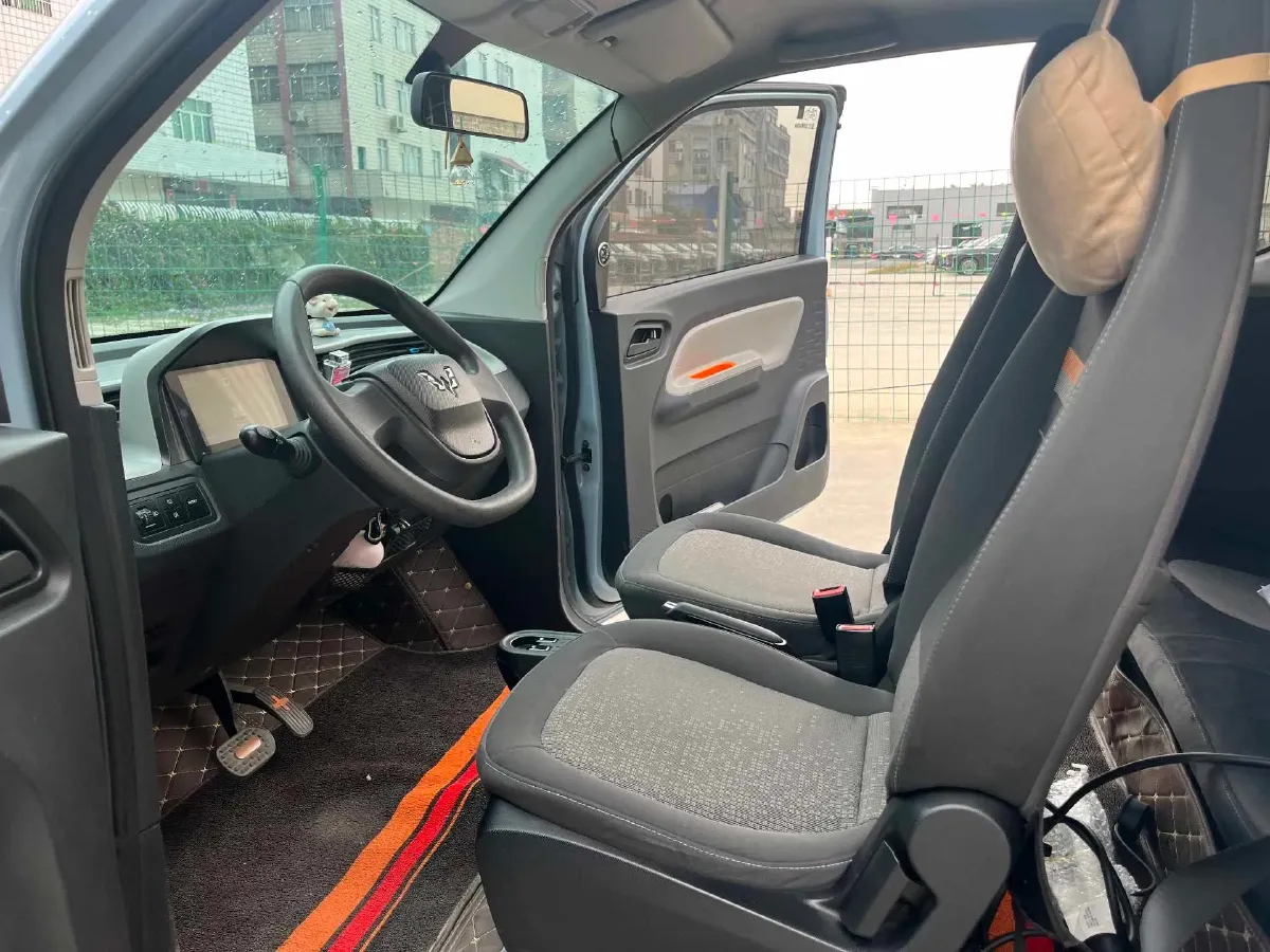 2020 WuLing HongGuang MINI EV BEV 13.8KWH,autocango,china used car exporter,china ev exporter,chinese used car exporter,chinese used ev exporter