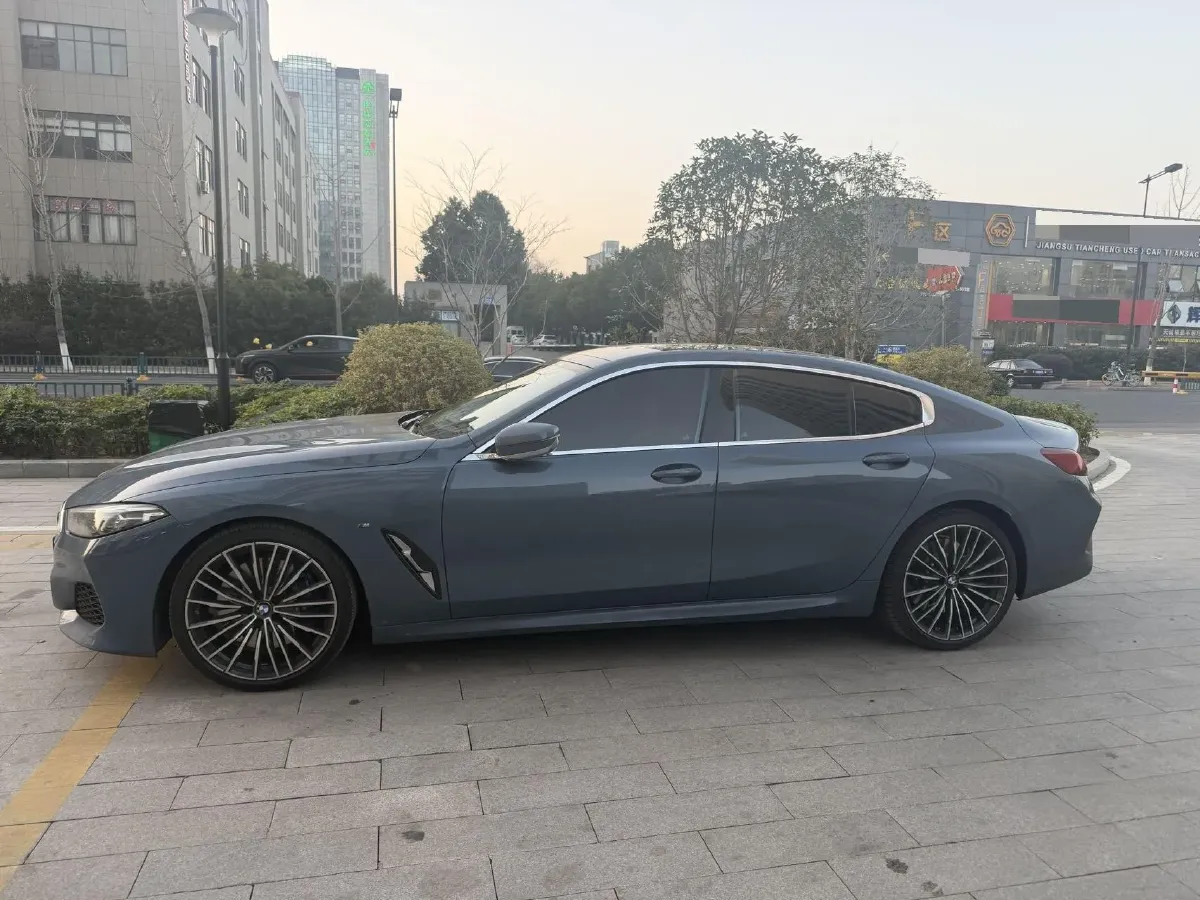 2019 BMW 8 Series 3.0T 340HP L6 8AT,autocango,china used car exporter,china ev exporter,chinese used car exporter,chinese used ev exporter