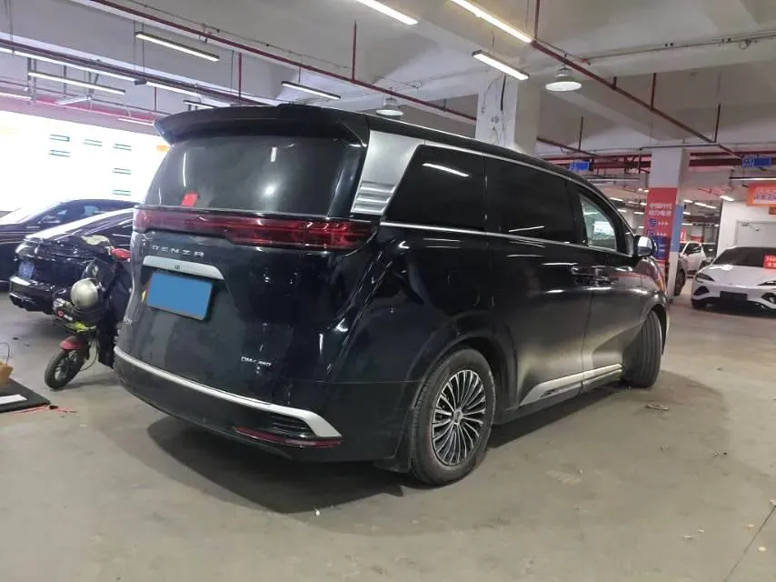 2022 Mercedes-Benz GLC Class 2.0T 197HP L4 9AT,autocango,china used car exporter,china ev exporter,chinese used car exporter,chinese used ev exporter