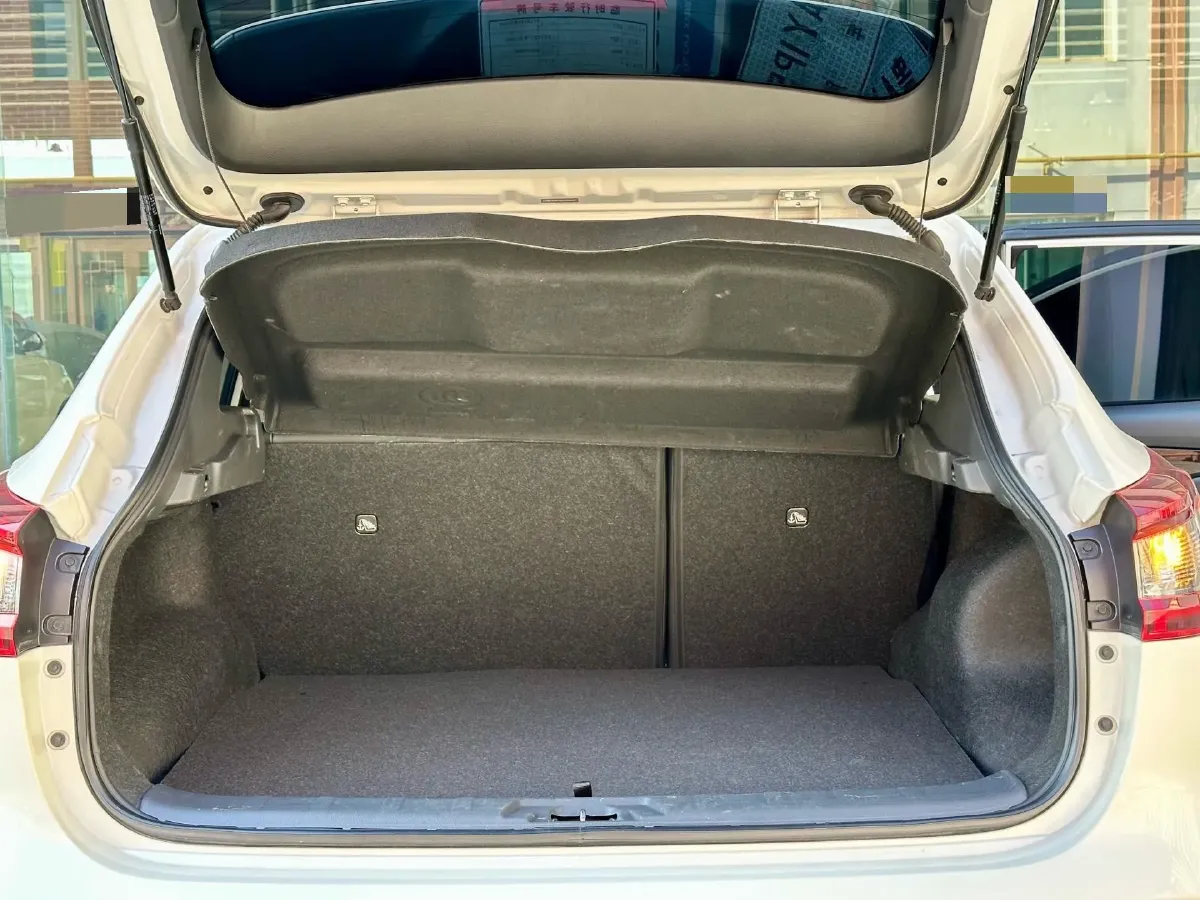 2022 Nissan Qashqai 2.0L 151HP L4 CVT,autocango,china used car exporter,china ev exporter,chinese used car exporter,chinese used ev exporter