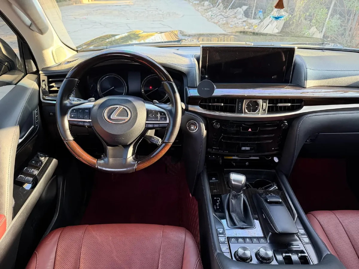 2019 Lexus LX 5.7L 367HP V8 8AT,autocango,china used car exporter,china ev exporter,chinese used car exporter,chinese used ev exporter