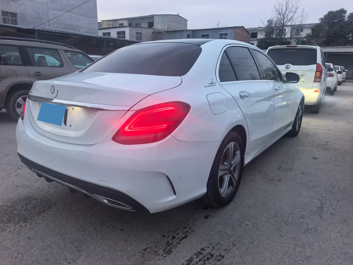 2021 Mercedes-Benz C Class 1.5T 184HP L4 9AT,autocango,china used car exporter,china ev exporter,chinese used car exporter,chinese used ev exporter