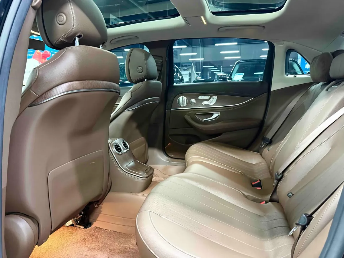 2023 Mercedes-Benz E Class 2.0T 258HP L4 9AT,autocango,china used car exporter,china ev exporter,chinese used car exporter,chinese used ev exporter