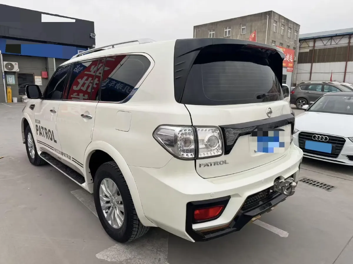 2018 Nissan Patrol 4.0L 279HP V6 7AT,autocango,china used car exporter,china ev exporter,chinese used car exporter,chinese used ev exporter