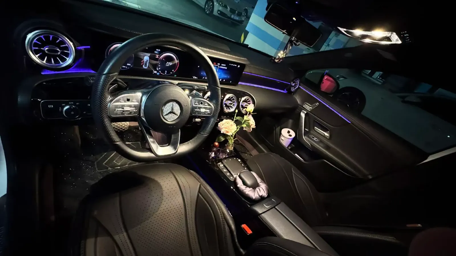 2021 Mercedes-Benz A Class 1.3T 163HP L4 7DCT,autocango,china used car exporter,china ev exporter,chinese used car exporter,chinese used ev exporter