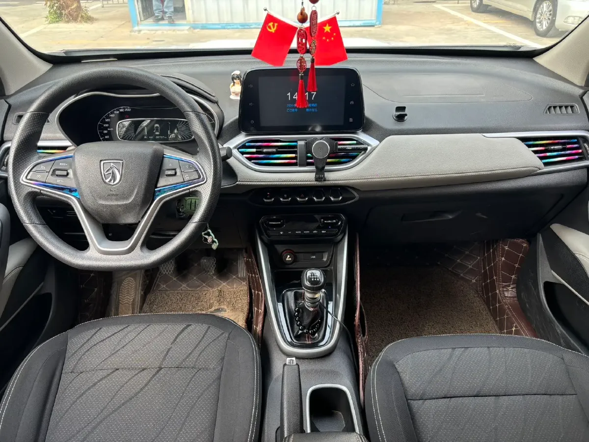 2019 BaoJun 510 1.5L 112HP L4 6MT,autocango,china used car exporter,china ev exporter,chinese used car exporter,chinese used ev exporter