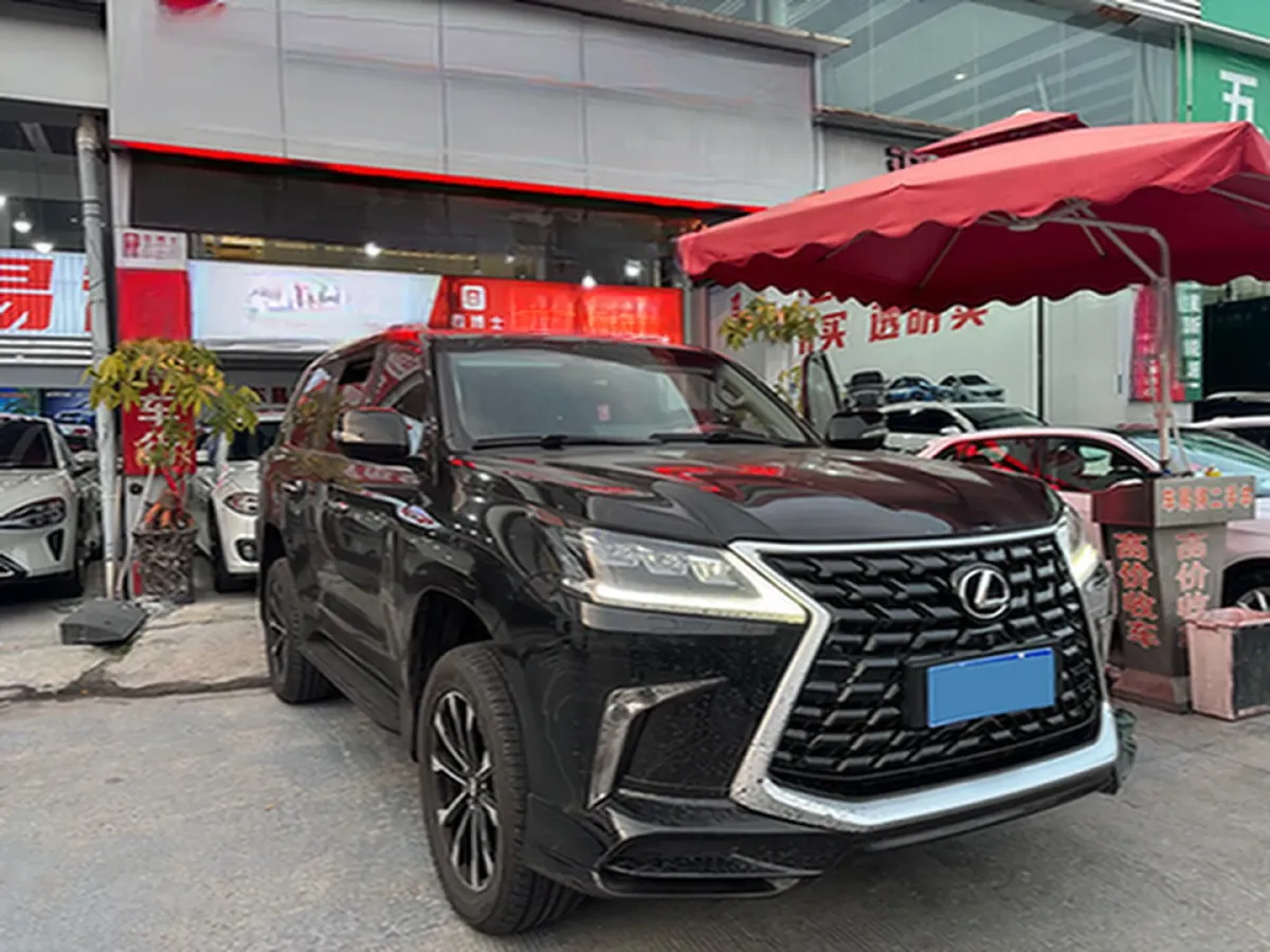 2017 Lexus LX 5.7L 367HP V8 8AT,autocango,china used car exporter,china ev exporter,chinese used car exporter,chinese used ev exporter