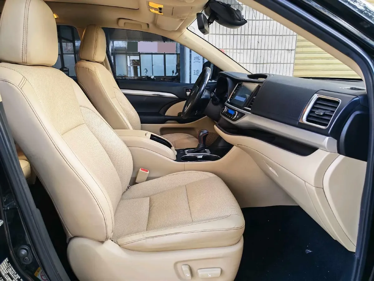 2019 Dongfeng YuFeng S16 1.9T 150HP L4 6AT,autocango,china used car exporter,china ev exporter,chinese used car exporter,chinese used ev exporter