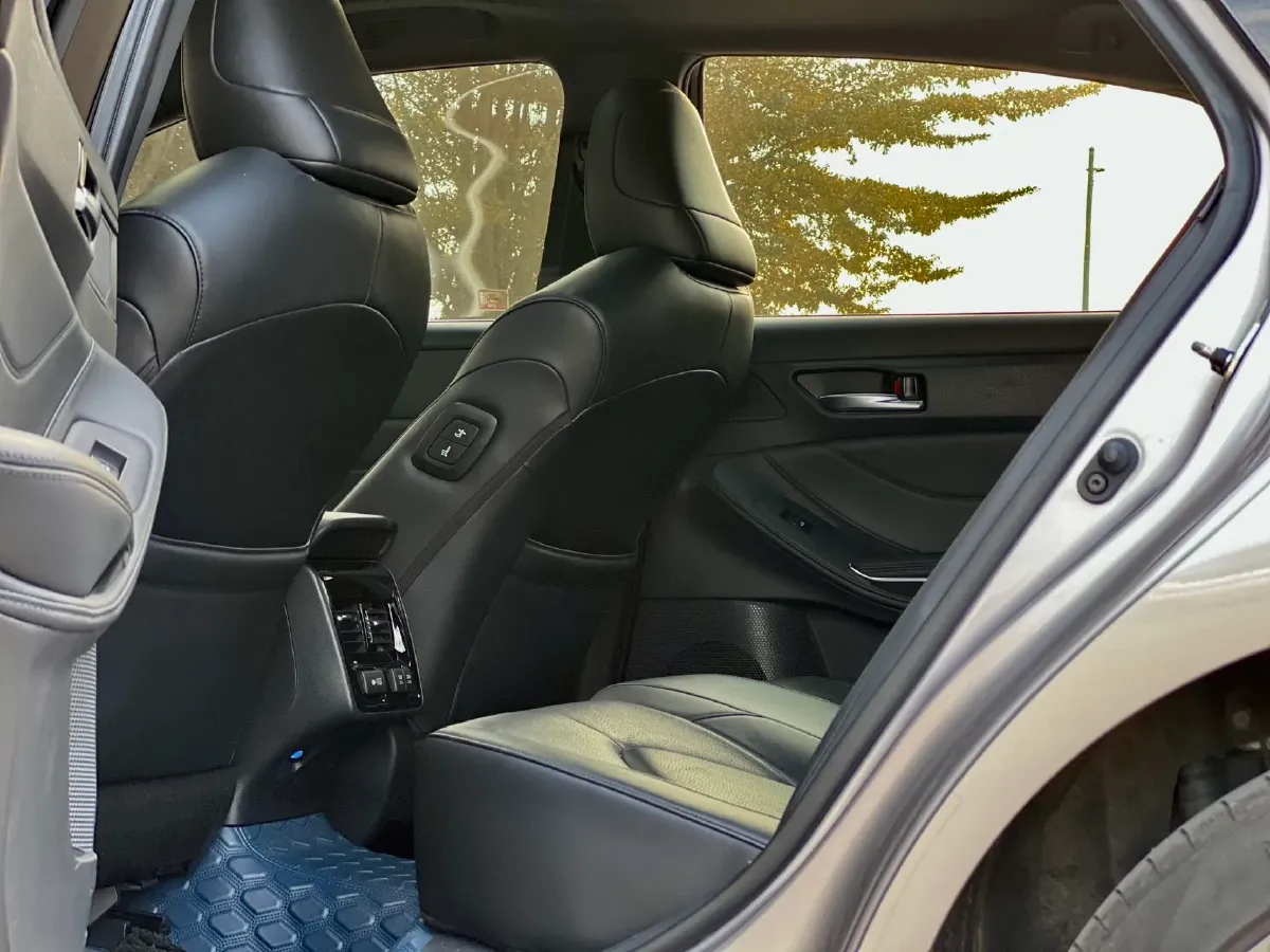 2019 Toyota Avalon 2.0L 178HP L4 CVT,autocango,china used car exporter,china ev exporter,chinese used car exporter,chinese used ev exporter