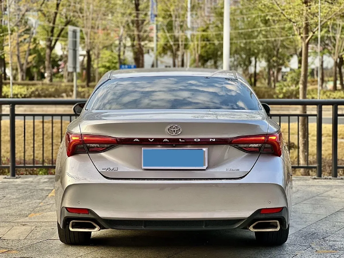 2019 Toyota Avalon 2.0L 178HP L4 CVT,autocango,china used car exporter,china ev exporter,chinese used car exporter,chinese used ev exporter