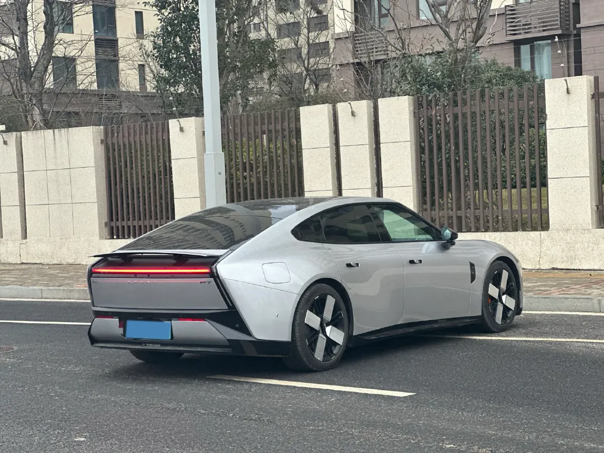 2025 Xpeng P7 BEV,autocango,china used car exporter,china ev exporter,chinese used car exporter,chinese used ev exporter