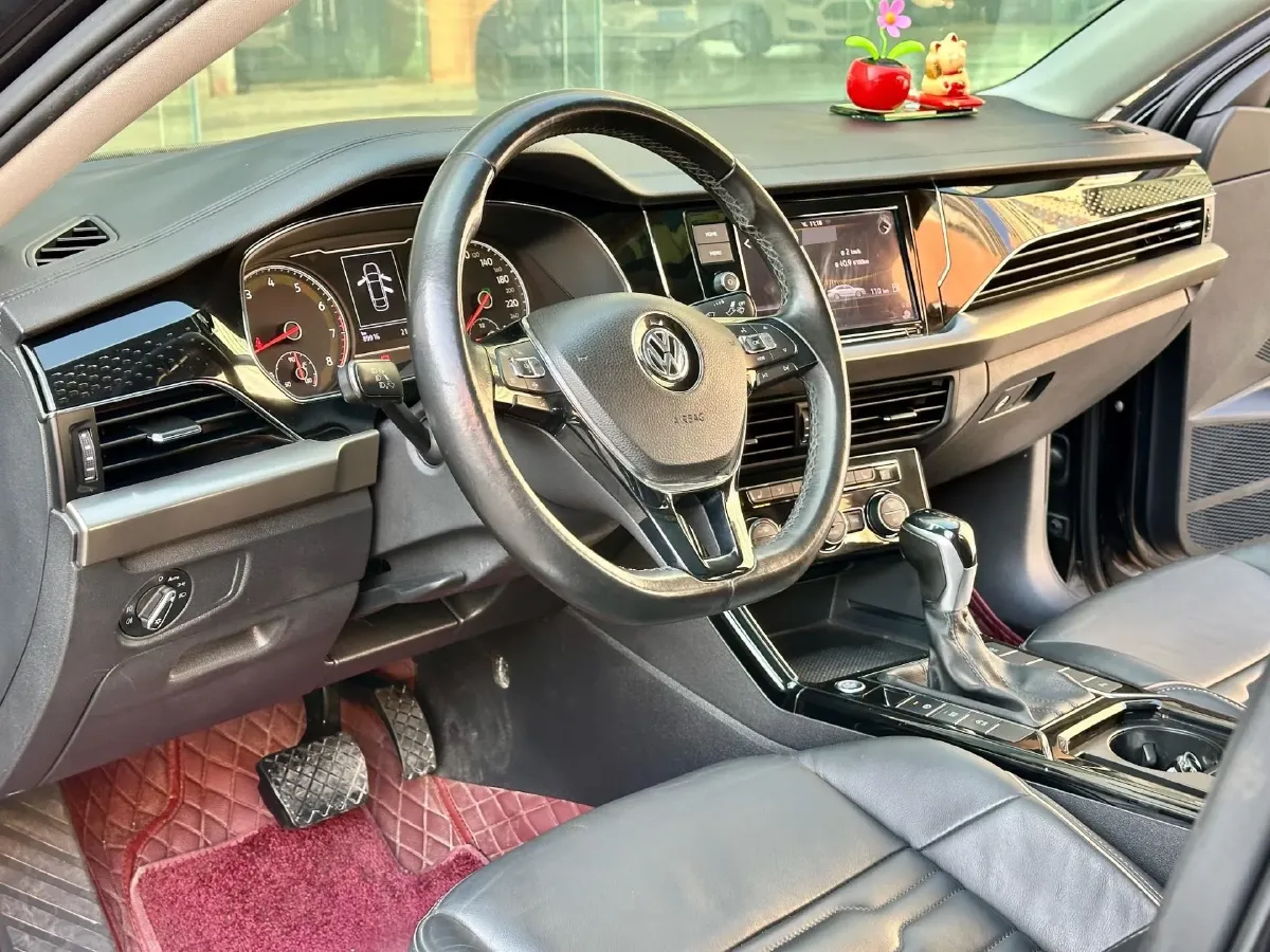 2019 Skoda Kodiak 2.0T 186HP L4 7DCT,autocango,china used car exporter,china ev exporter,chinese used car exporter,chinese used ev exporter