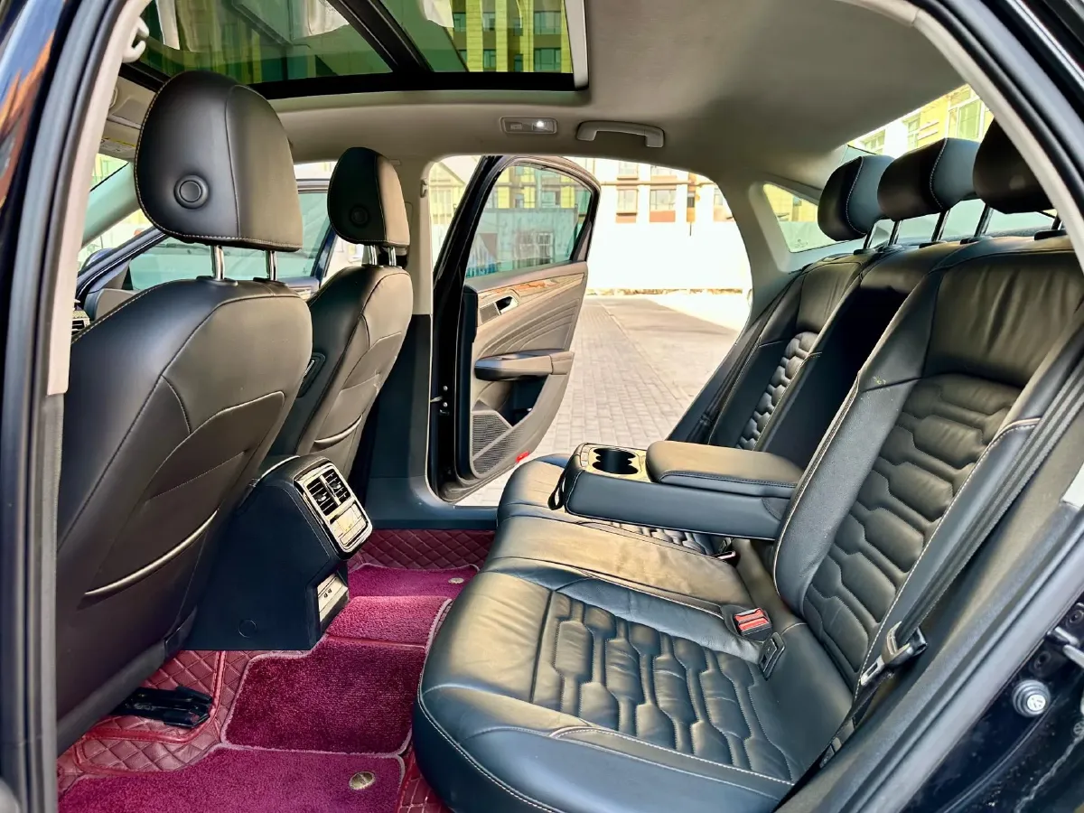 2019 Skoda Kodiak 2.0T 186HP L4 7DCT,autocango,china used car exporter,china ev exporter,chinese used car exporter,chinese used ev exporter