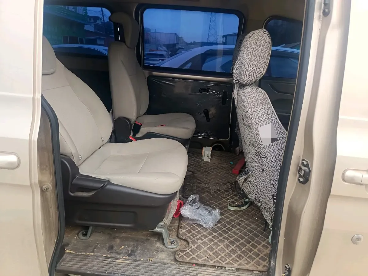 2022 JinBei Little Sea Lion X30 1.5L 102HP L4 5MT,autocango,china used car exporter,china ev exporter,chinese used car exporter,chinese used ev exporter