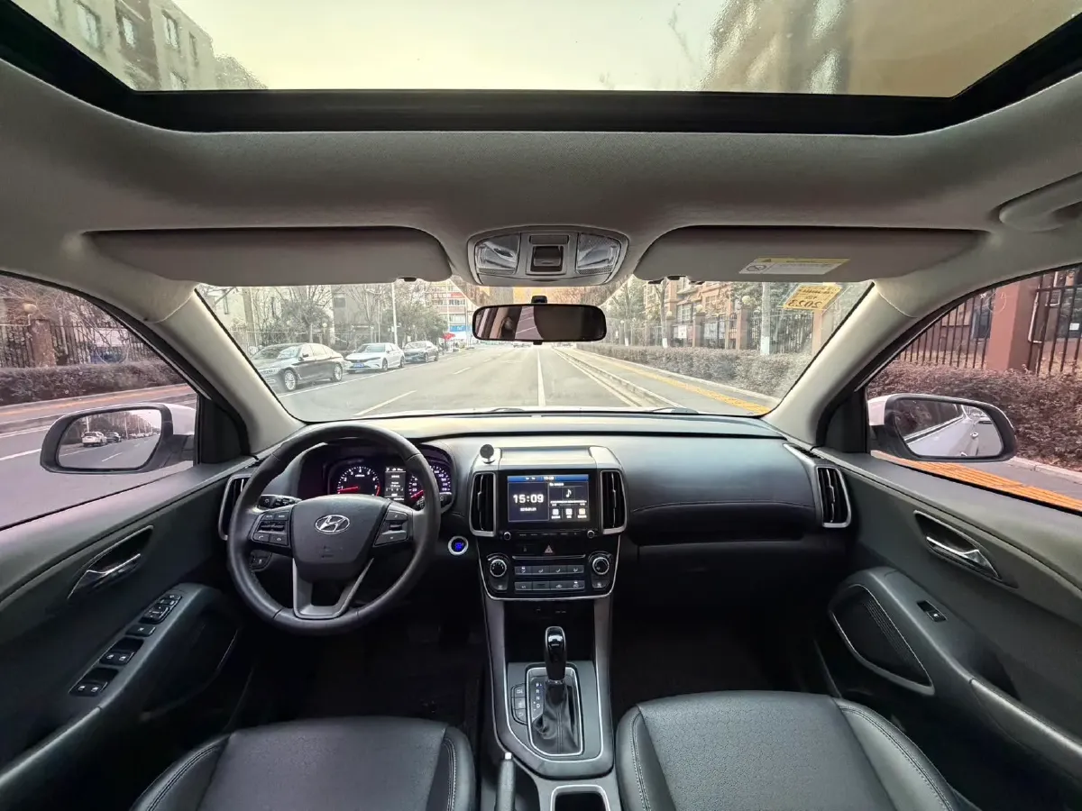 2019 Hyundai ix35 2.0L 160HP L4 6AT,autocango,china used car exporter,china ev exporter,chinese used car exporter,chinese used ev exporter