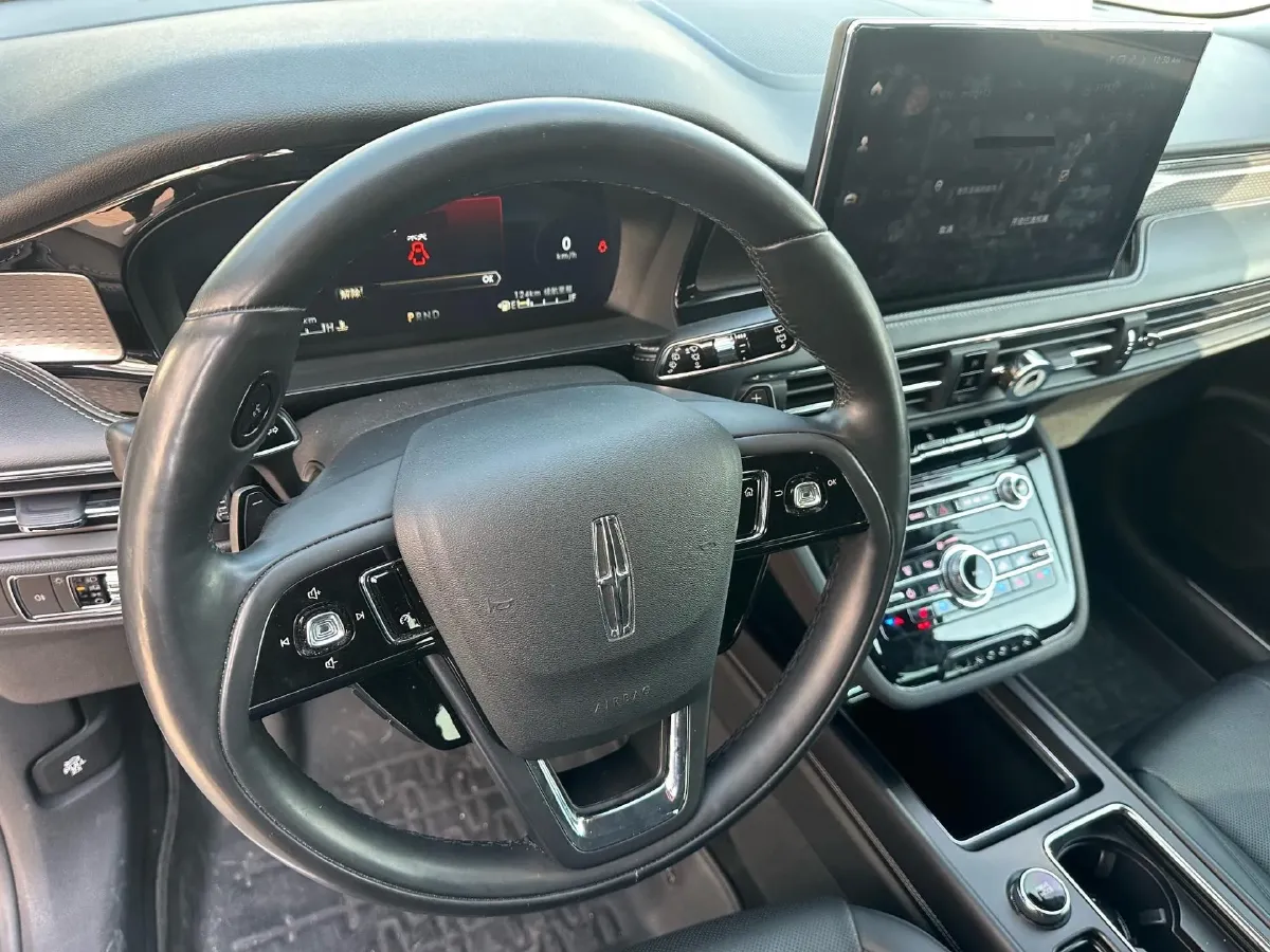 2022 Lincoln Corsair 2.0T 245HP L4 8AT,autocango,china used car exporter,china ev exporter,chinese used car exporter,chinese used ev exporter