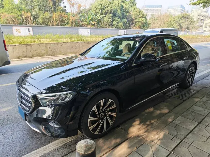 2024 Mercedes-Benz E Class 2.0T 258HP L4 9AT,autocango,china used car exporter,china ev exporter,chinese used car exporter,chinese used ev exporter