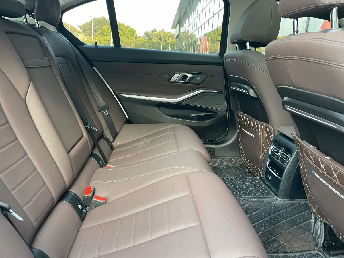 2021 BMW 3 Series 2.0T 184HP L4 8AT,autocango,china used car exporter,china ev exporter,chinese used car exporter,chinese used ev exporter