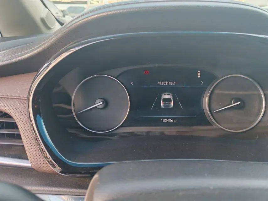 2021 Buick GL8 2.0T 237HP L4 9AT,autocango,china used car exporter,china ev exporter,chinese used car exporter,chinese used ev exporter