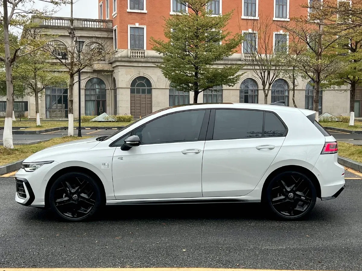 2025 Volkswagen Golf 1.5T 160HP L4 7DCT,autocango,china used car exporter,china ev exporter,chinese used car exporter,chinese used ev exporter