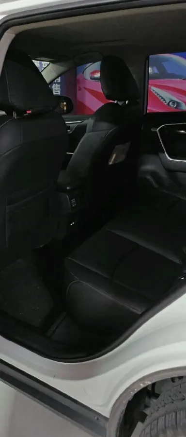 2023 Toyota RAV4 2.0L 171HP L4 CVT,autocango,china used car exporter,china ev exporter,chinese used car exporter,chinese used ev exporter