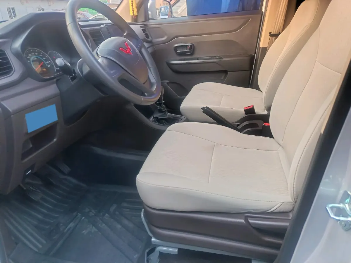 2022 JinBei Little Sea Lion X30 1.5L 102HP L4 5MT,autocango,china used car exporter,china ev exporter,chinese used car exporter,chinese used ev exporter