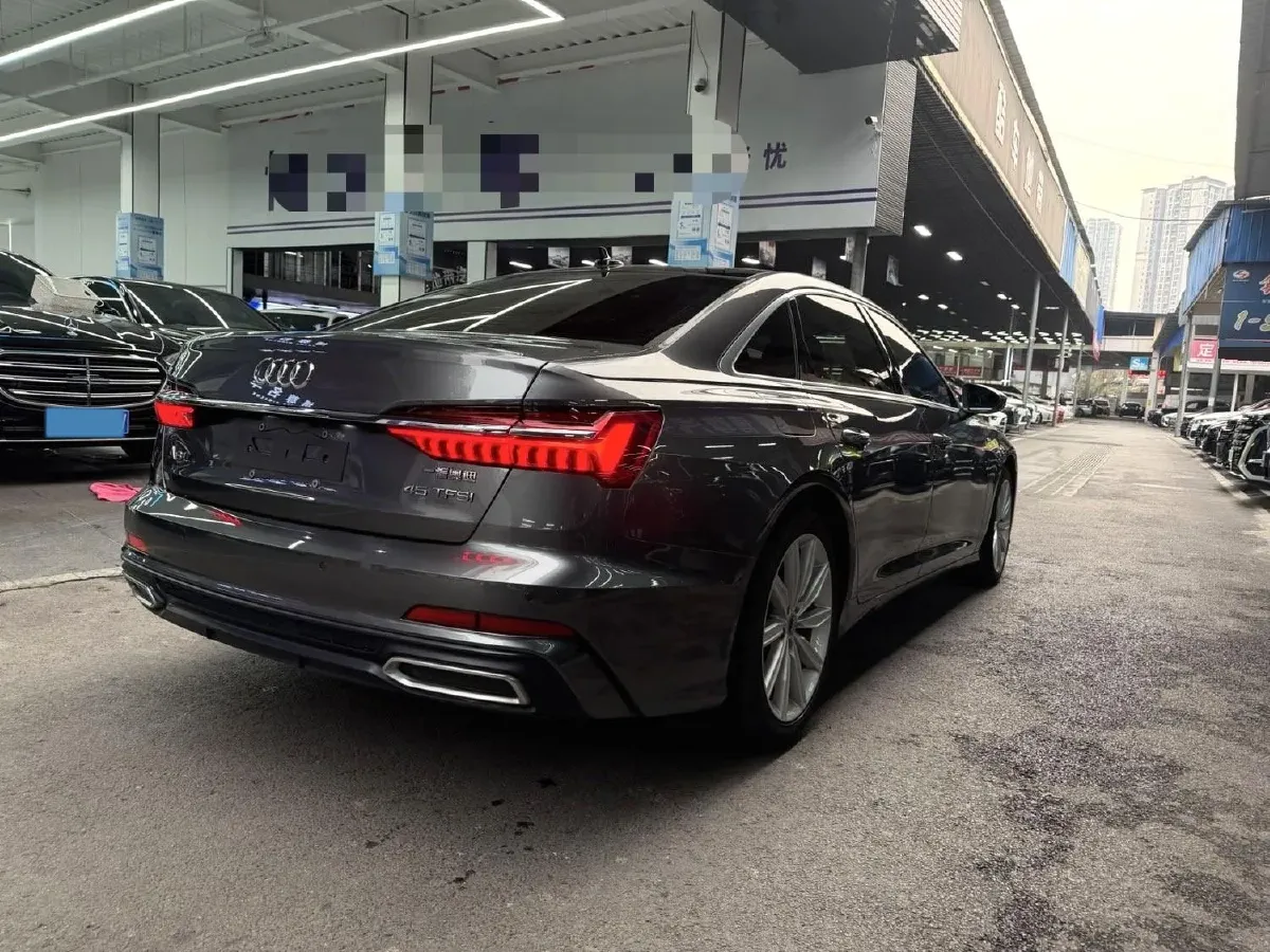 2020 Audi A6L 2.0T 224HP L4 7DCT,autocango,china used car exporter,china ev exporter,chinese used car exporter,chinese used ev exporter